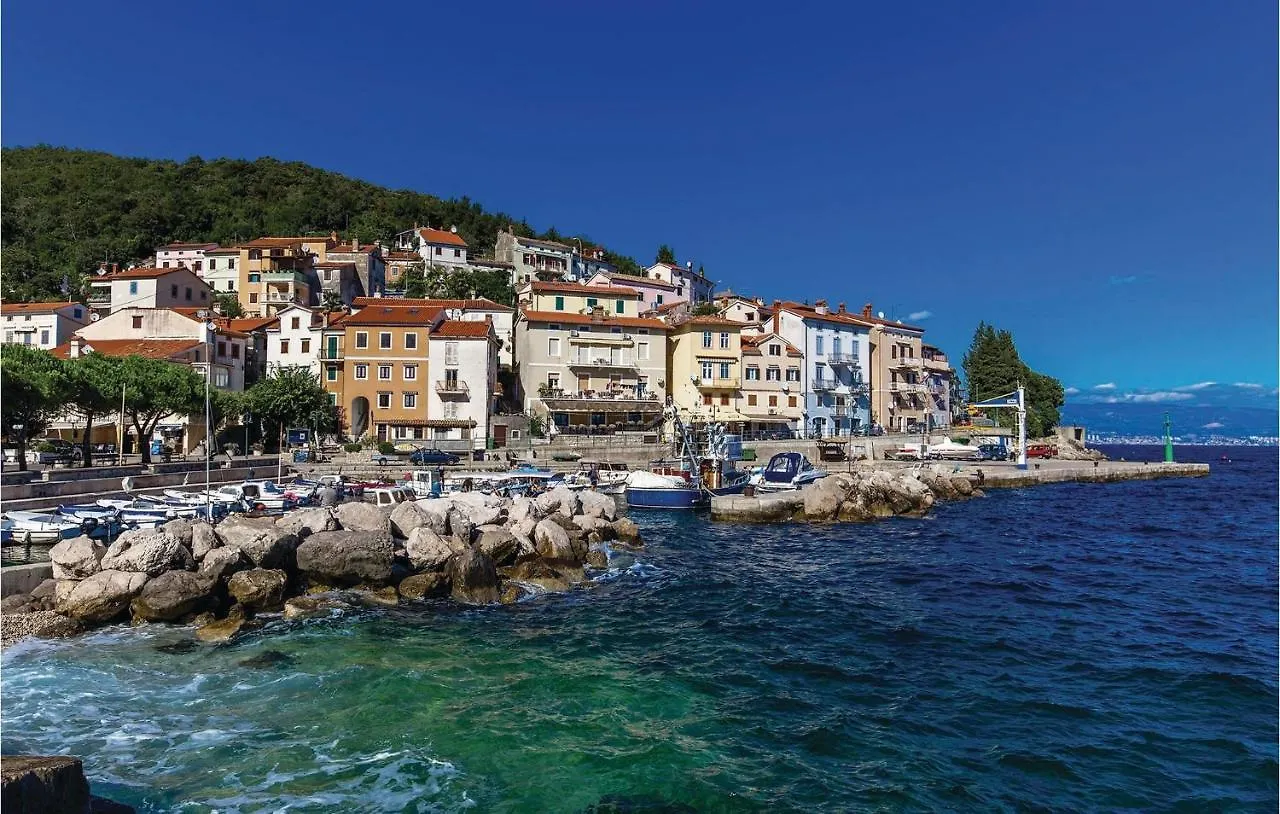 1 Bedroom Beautiful Apartment In Moscenicka Draga Croatia