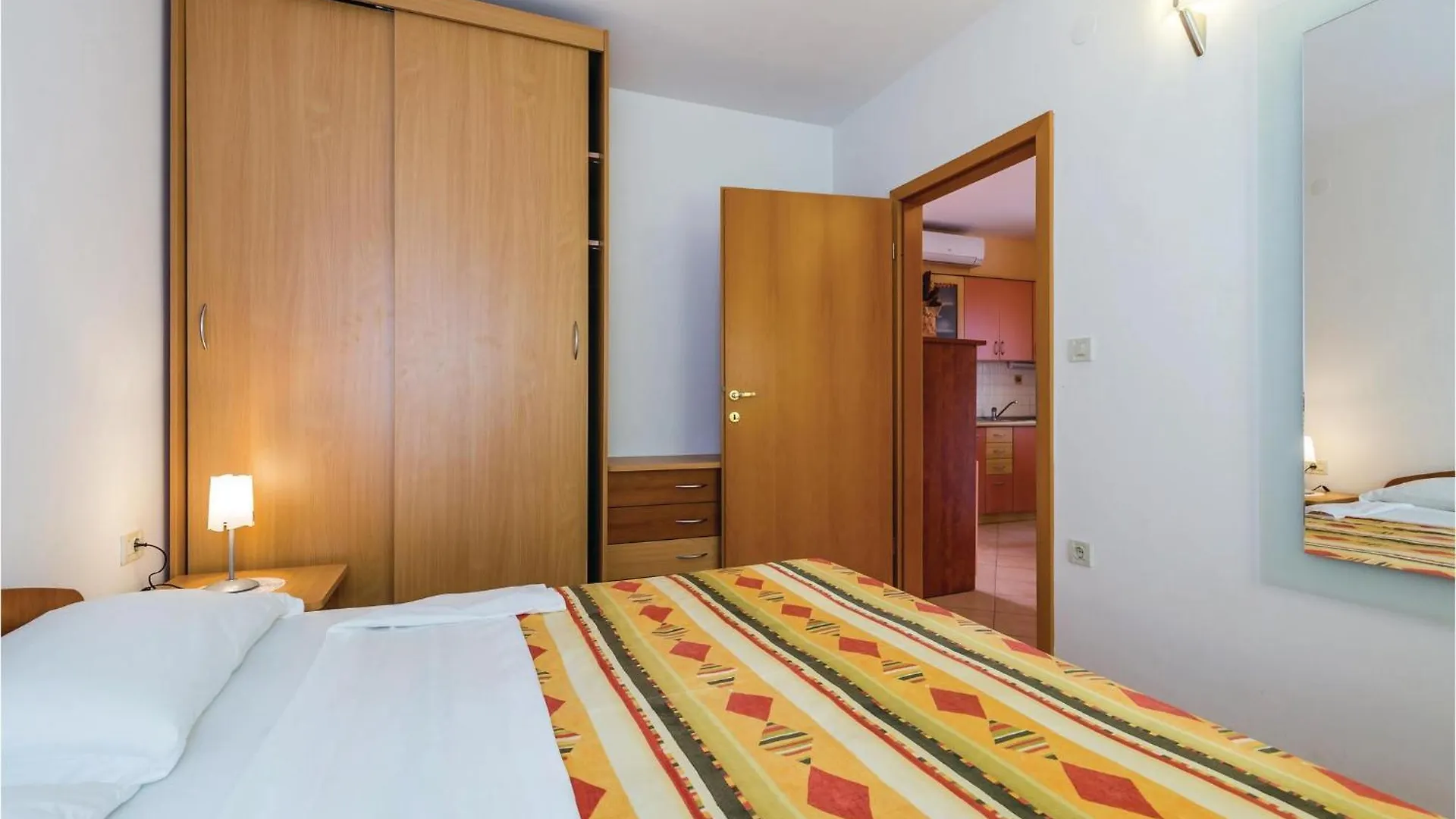 1 Bedroom Beautiful Apartment In Mošćenička Draga 0*,
