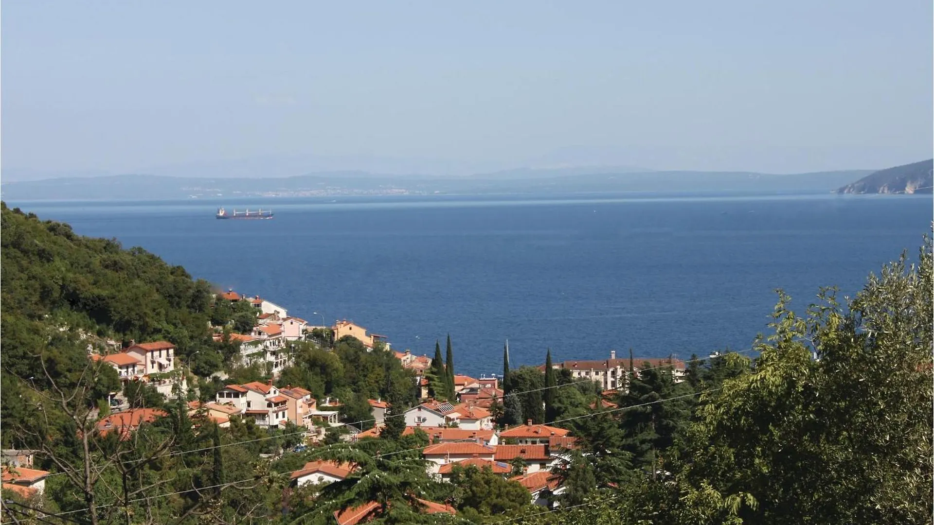 1 Bedroom Beautiful Apartment In Moscenicka Draga