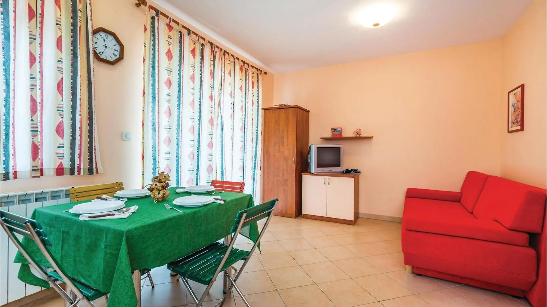 1 Bedroom Beautiful Apartment In Moscenicka Draga